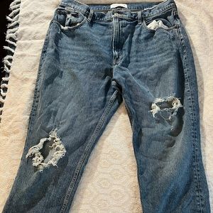 Abercrombie & Fitch High Rise Distressed Mom Jeans